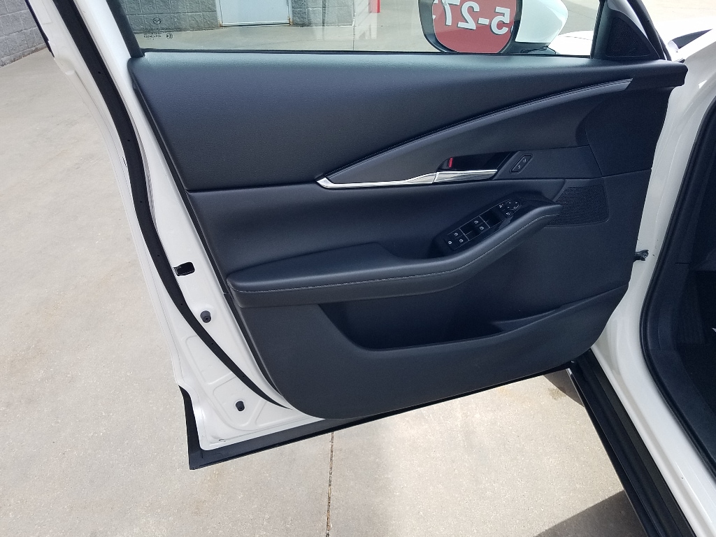 Used 2025 Mazda CX-30 Preferred with VIN 3MVDMBCM0SM781553 for sale in Kansas City