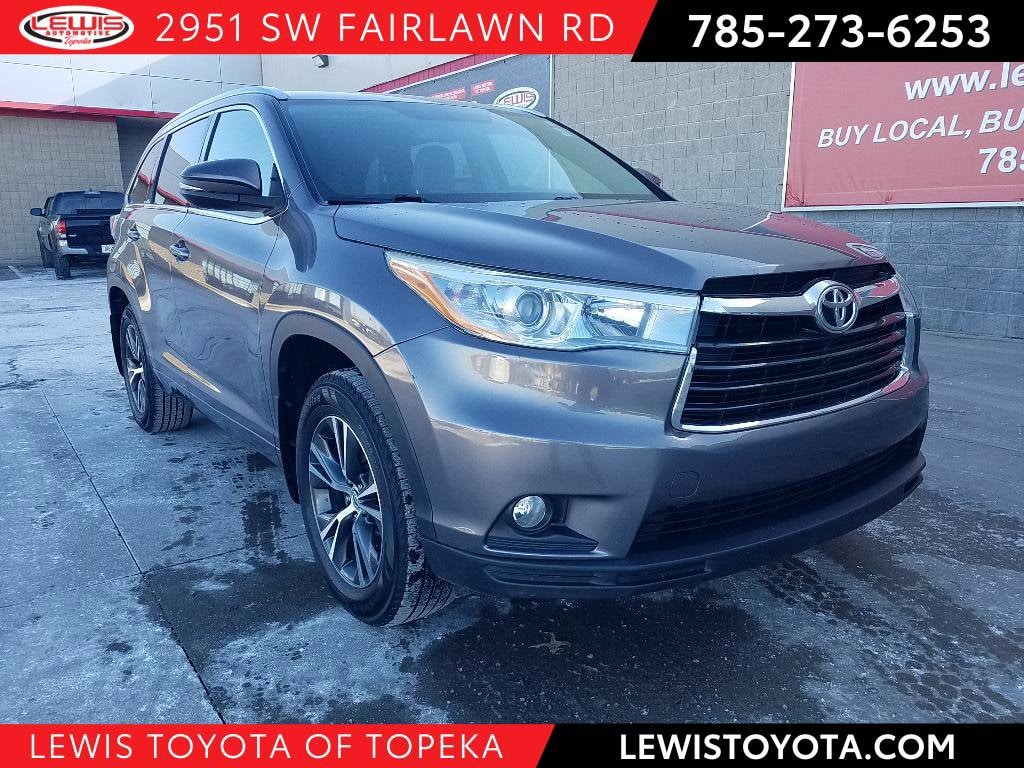 2016 Toyota Highlander XLE's photo