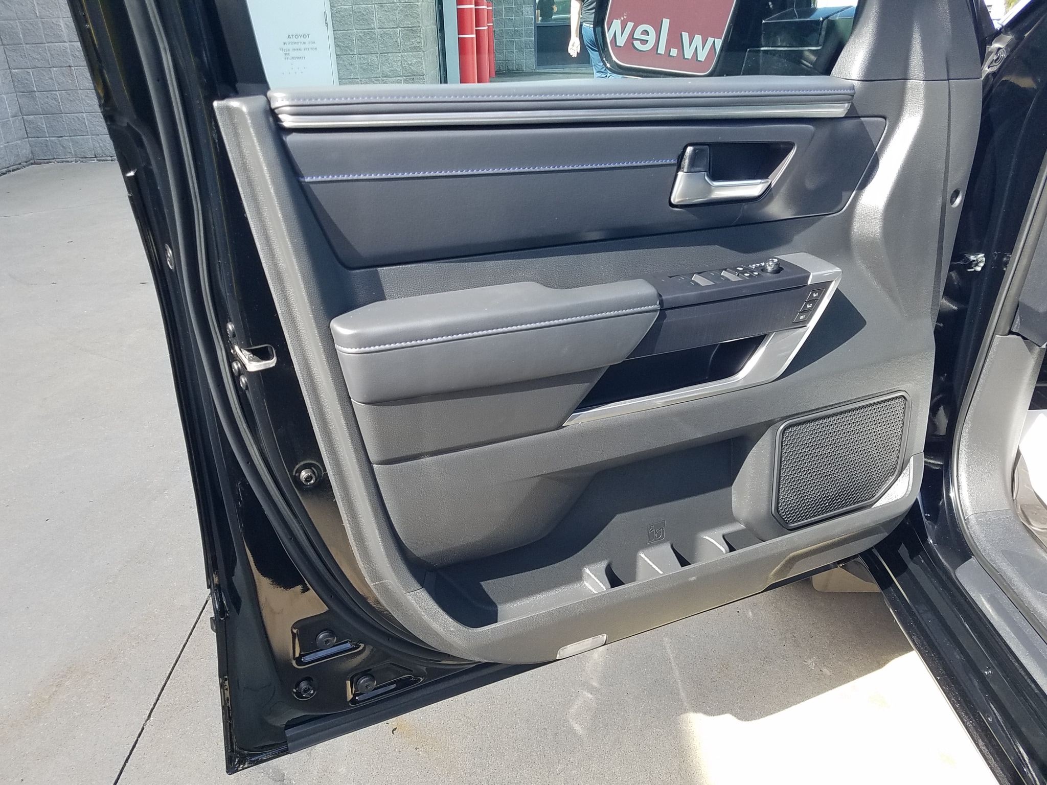 Used 2024 Toyota Sequoia Platinum with VIN 7SVAAABA7RX046206 for sale in Kansas City