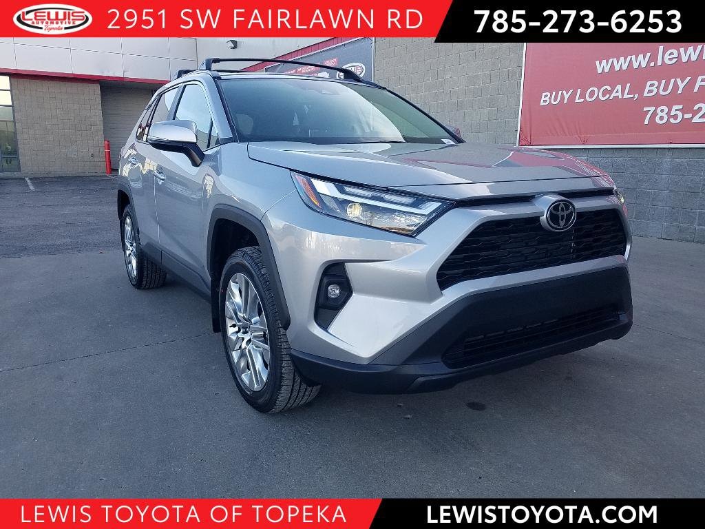 2025 Toyota RAV4 XLE Premium's photo
