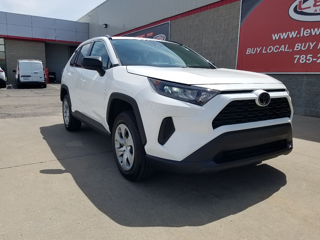 2021 Toyota RAV4 LE