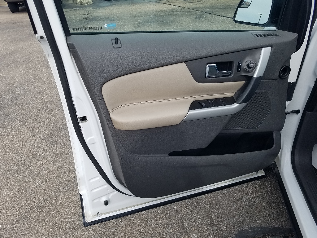 Used 2014 Ford Edge SE with VIN 2FMDK3GC8EBA82980 for sale in Kansas City