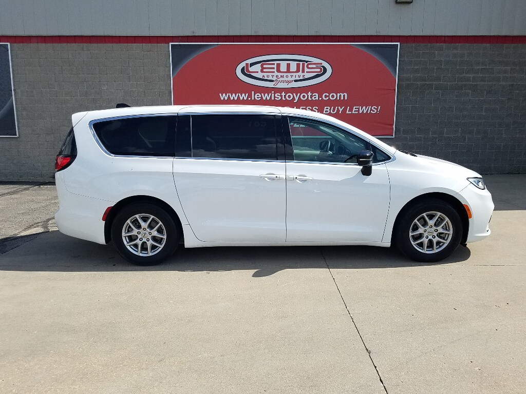 2024 Chrysler Pacifica Touring L - Photo 15