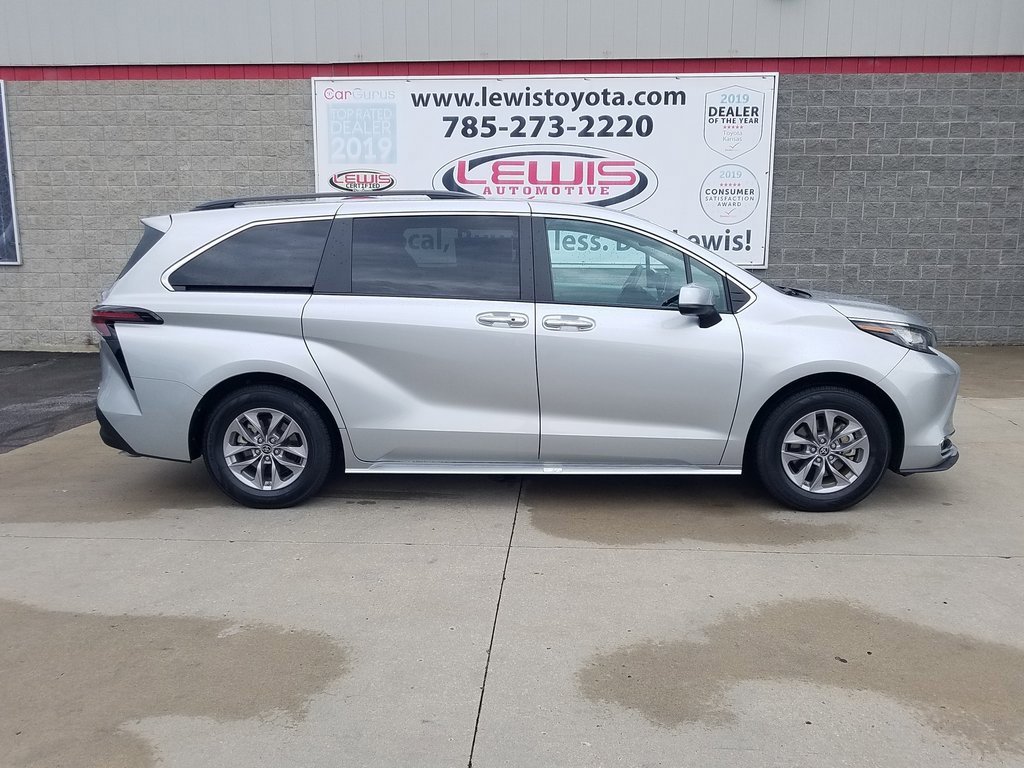 Certified 2023 Toyota Sienna XLE with VIN 5TDYRKECXPS160501 for sale in Kansas City