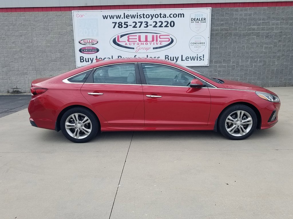 Used 2019 Hyundai Sonata SEL with VIN 5NPE34AF5KH737868 for sale in Kansas City