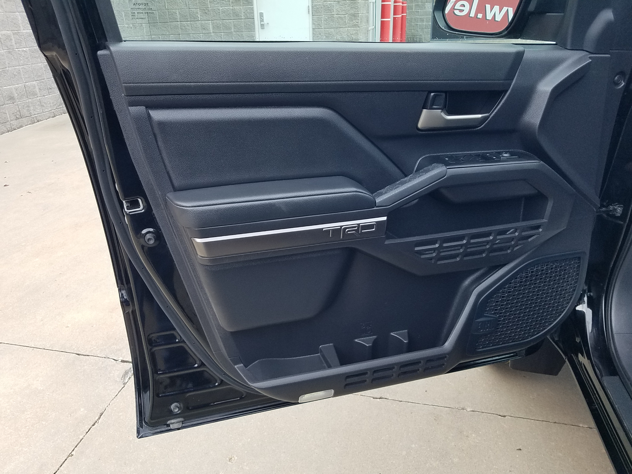 Certified 2024 Toyota Tacoma TRD Sport with VIN 3TYLE5JN7RT058546 for sale in Kansas City