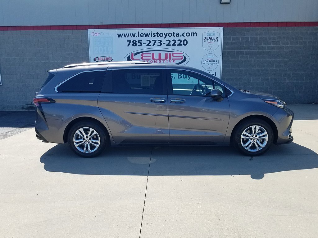 Certified 2024 Toyota Sienna Platinum with VIN 5TDESKFC1RS124527 for sale in Topeka, KS