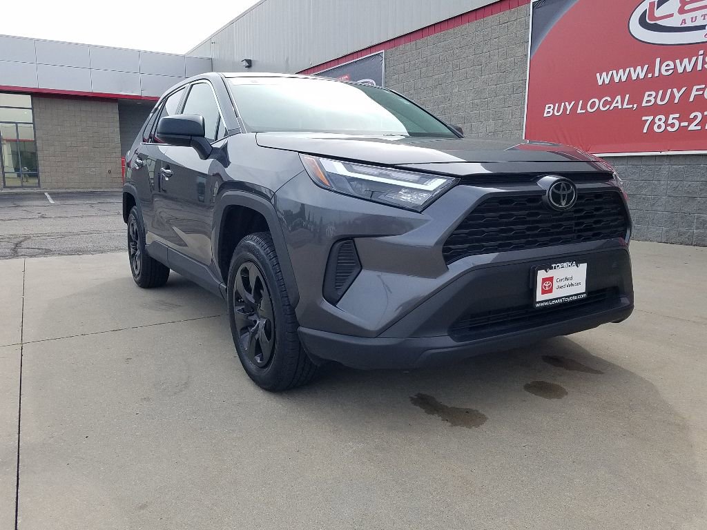 2024 Toyota RAV4 LE