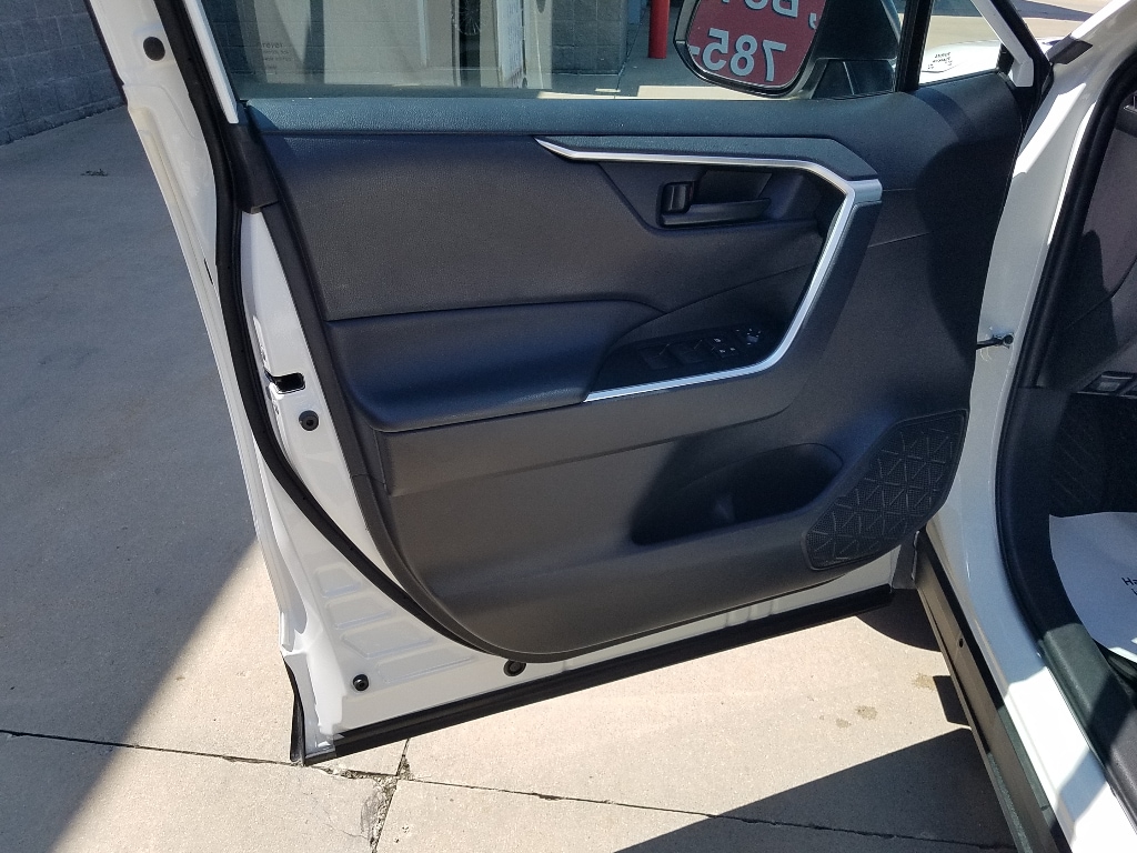 Used 2025 Toyota RAV4 LE with VIN 2T3F1RFV6SC526700 for sale in Kansas City