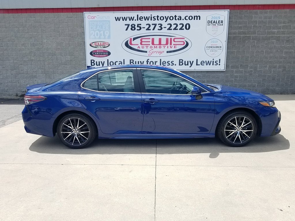 Certified 2024 Toyota Camry SE with VIN 4T1T11AK1RU189906 for sale in Kansas City