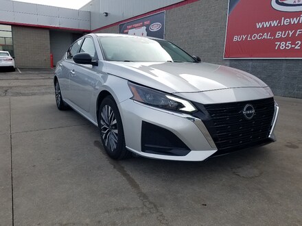 2024 Nissan Altima 2.5 SV Sedan