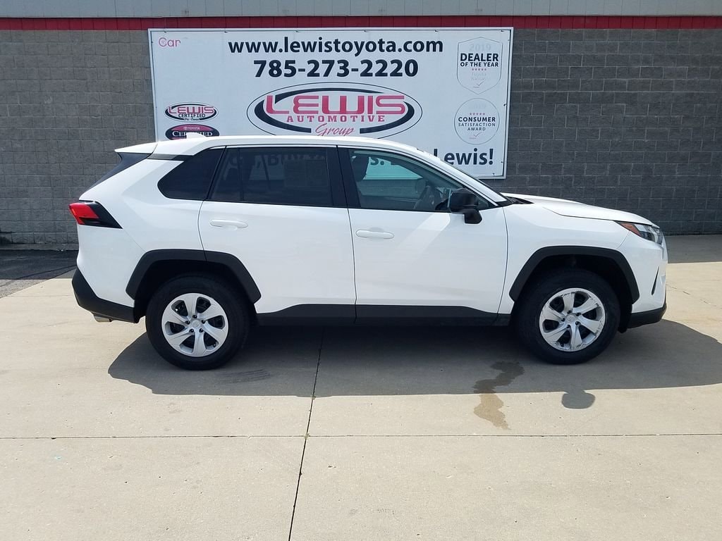Certified 2024 Toyota RAV4 LE with VIN 2T3F1RFV3RW460552 for sale in Kansas City