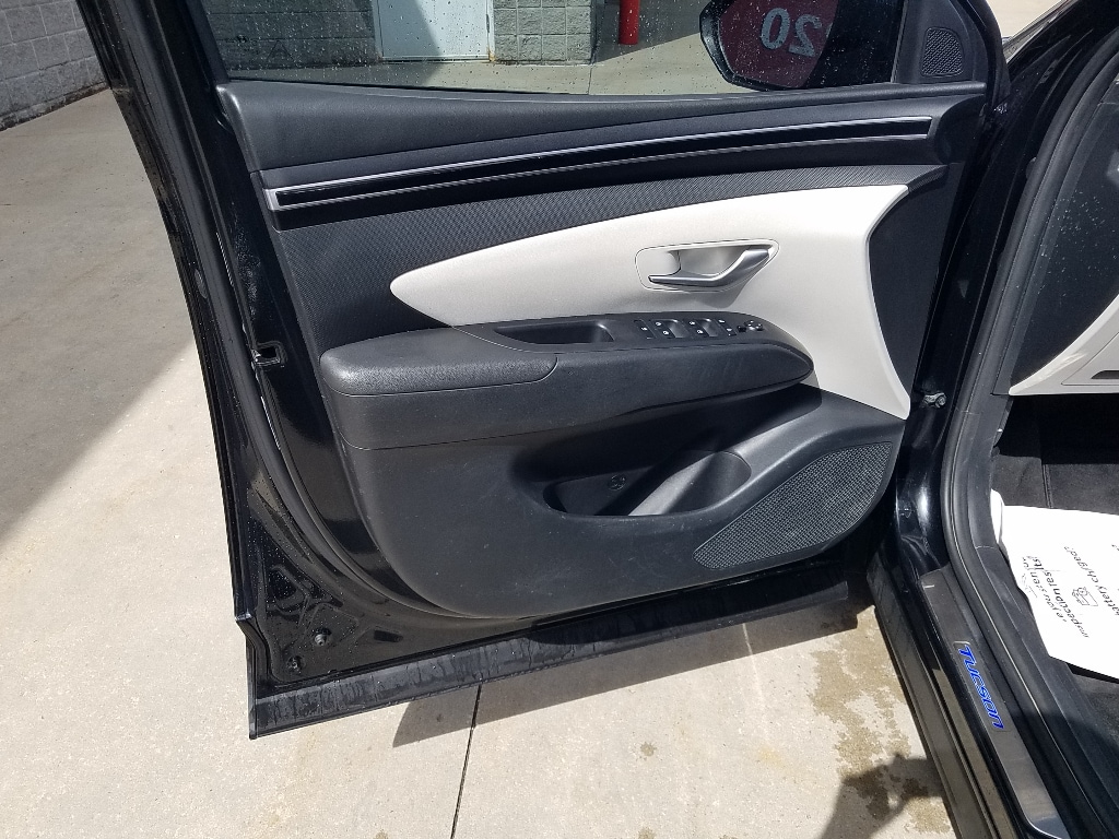 Used 2024 Hyundai Tucson SE with VIN 5NMJA3DE1RH318537 for sale in Kansas City