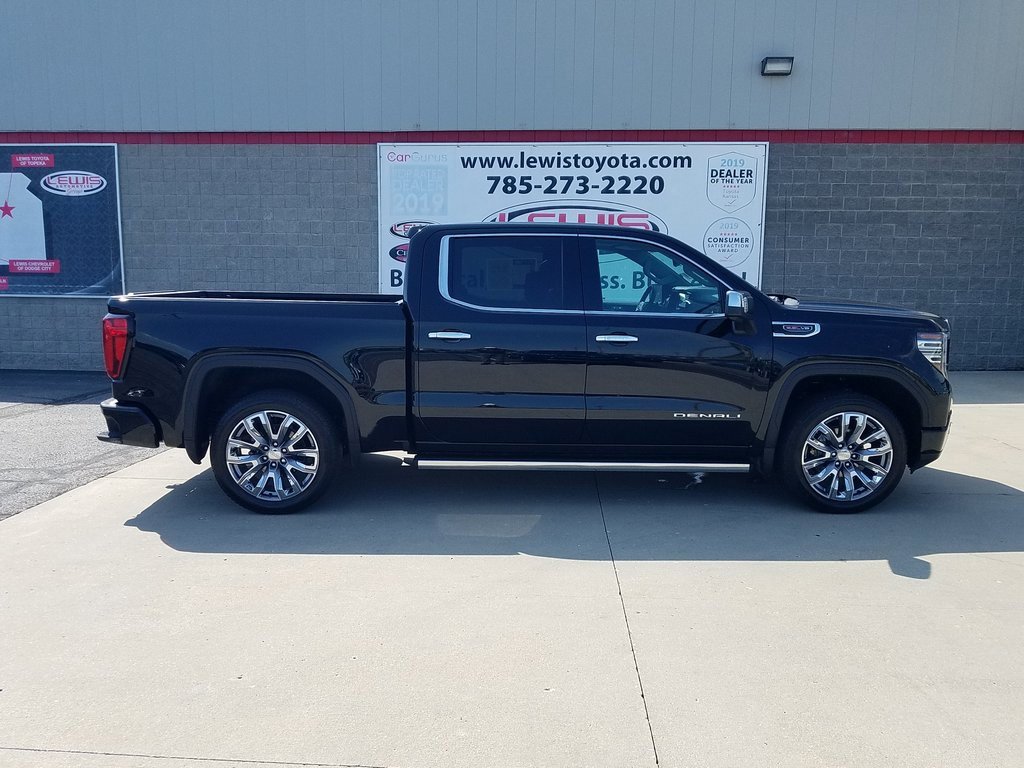 Used 2024 GMC Sierra 1500 Denali Denali with VIN 1GTUUGEL4RZ133760 for sale in Topeka, KS