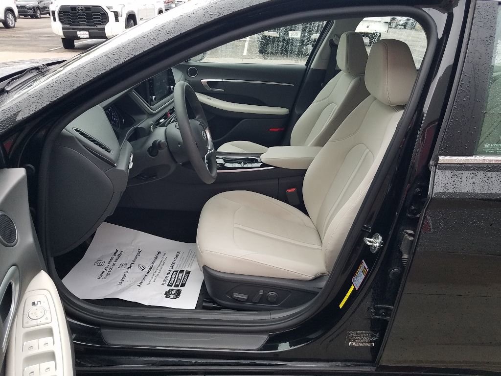 Used 2022 Hyundai Sonata SEL Sedan