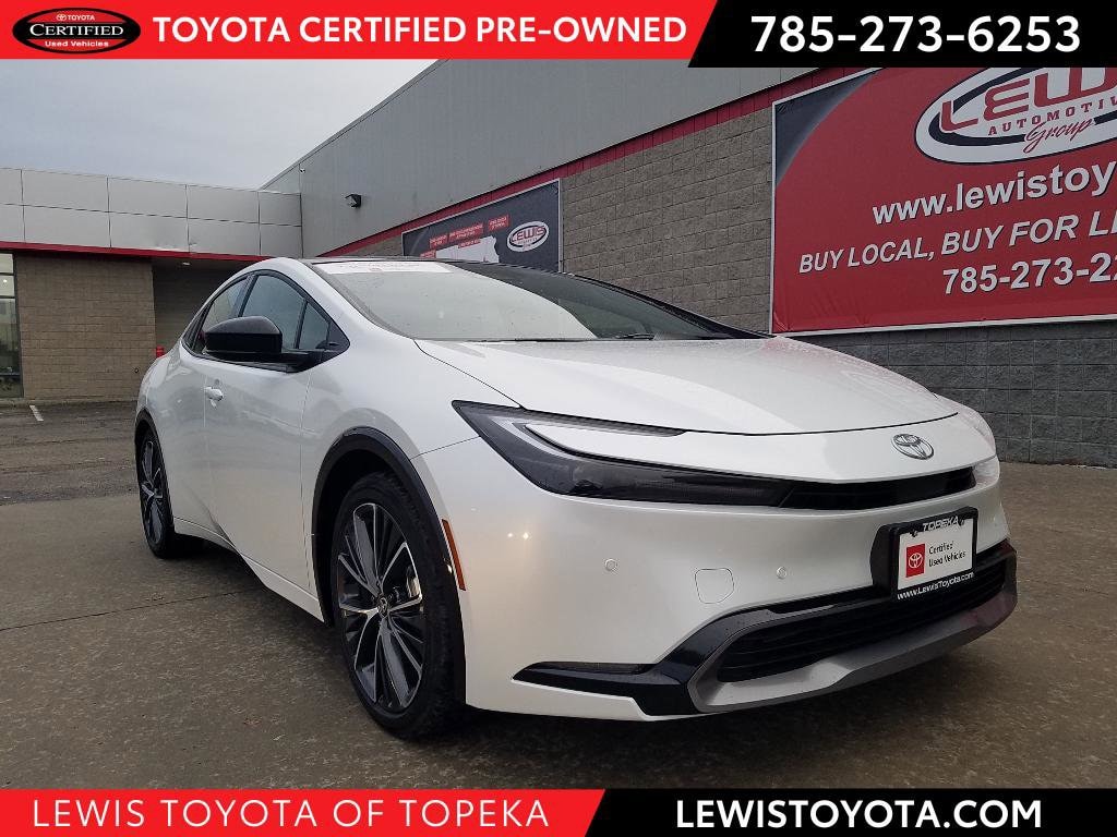 2023 Toyota Prius XLE's photo