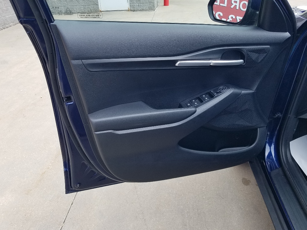 Used 2026 Kia Seltos LX with VIN KNDEPCAAXT7868528 for sale in Kansas City