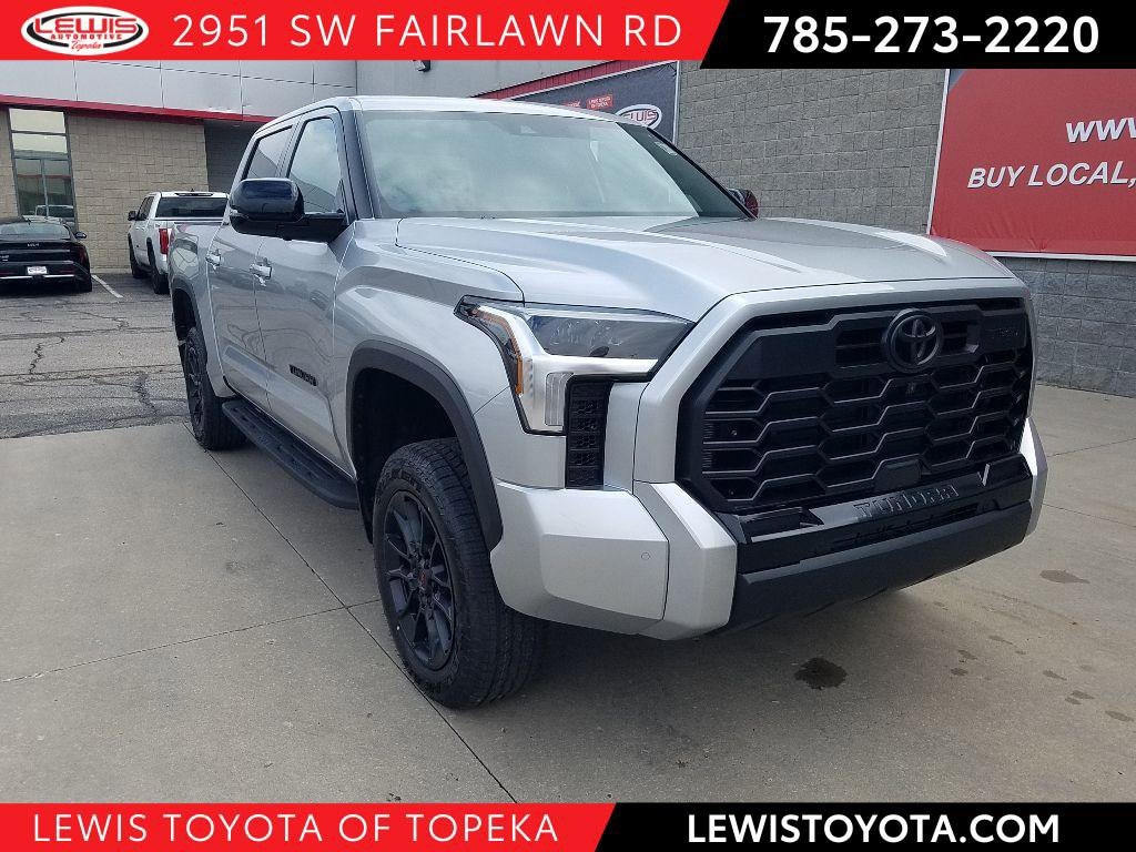 New 2026 Toyota Tundra Limited LIMITED CREWMAX 5.5