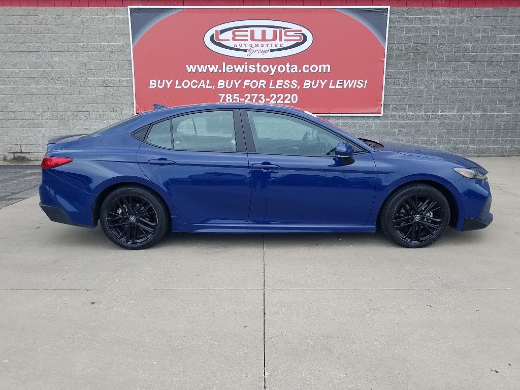 Certified 2025 Toyota Camry SE with VIN 4T1DAACKXSU101779 for sale in Kansas City