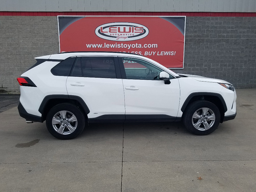 Certified 2025 Toyota RAV4 XLE with VIN 2T3RWRFV5SW266450 for sale in Kansas City