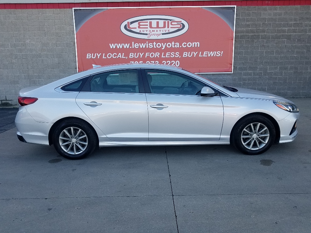 Used 2019 Hyundai Sonata Eco with VIN 5NPE24AA4KH774126 for sale in Kansas City