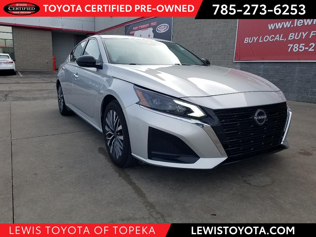 2024 Nissan Altima SV