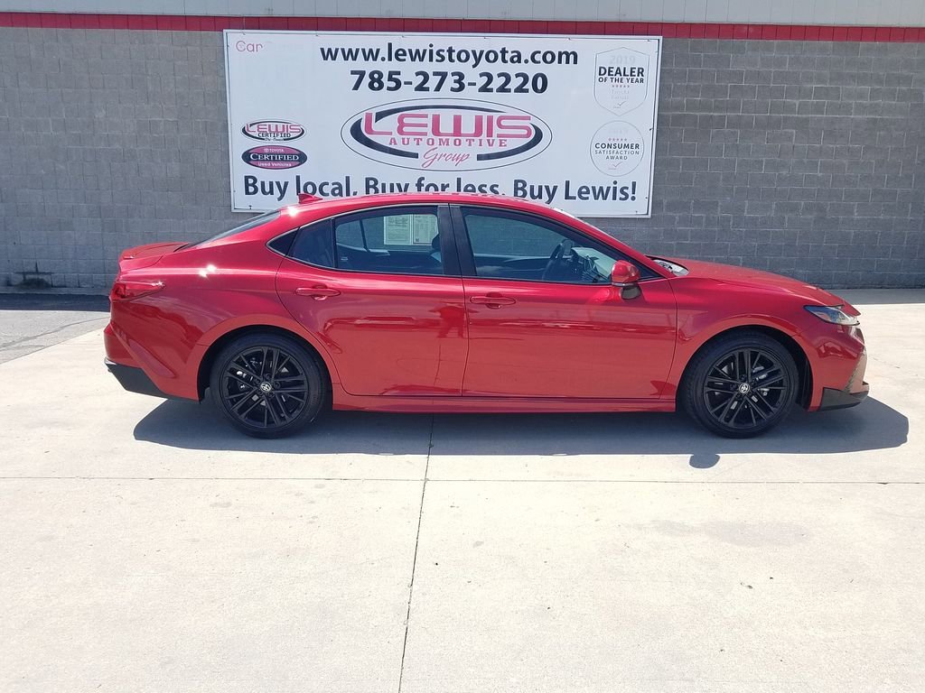 Certified 2025 Toyota Camry SE with VIN 4T1DAACK9SU046029 for sale in Kansas City
