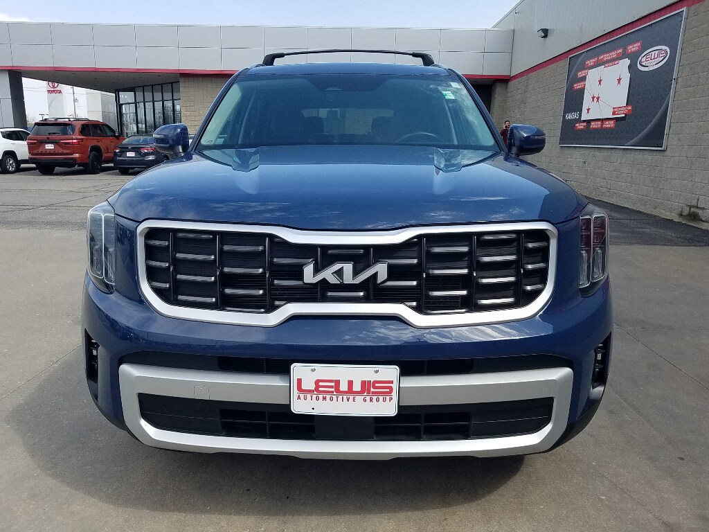 2025 Kia Telluride S - Photo 25