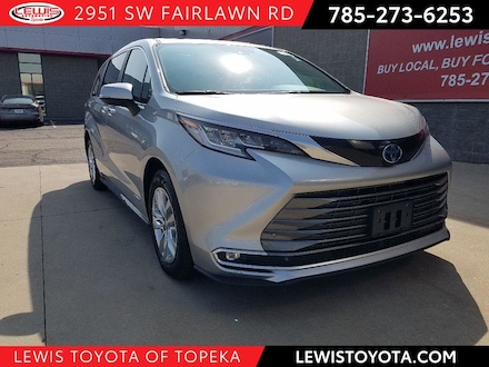 2021 Toyota Sienna Limited 7 Passenger Van