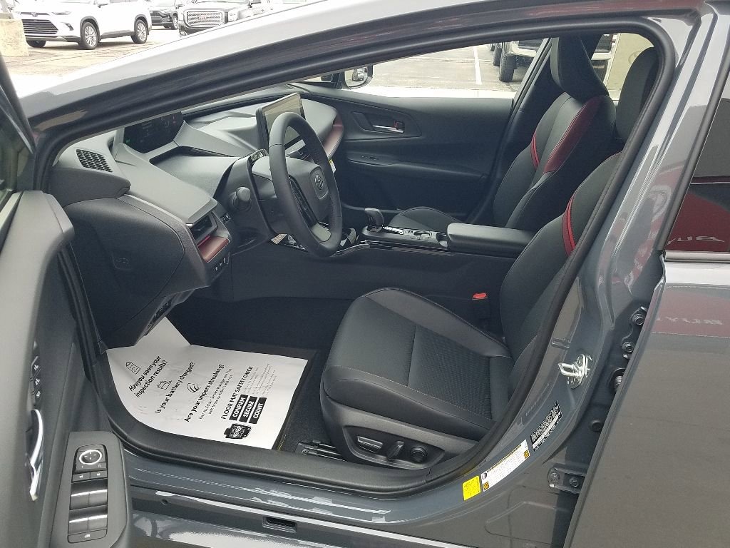 New 2026 Toyota Prius Plug-in Hybrid XSE Premium PLUG-IN HYBRID