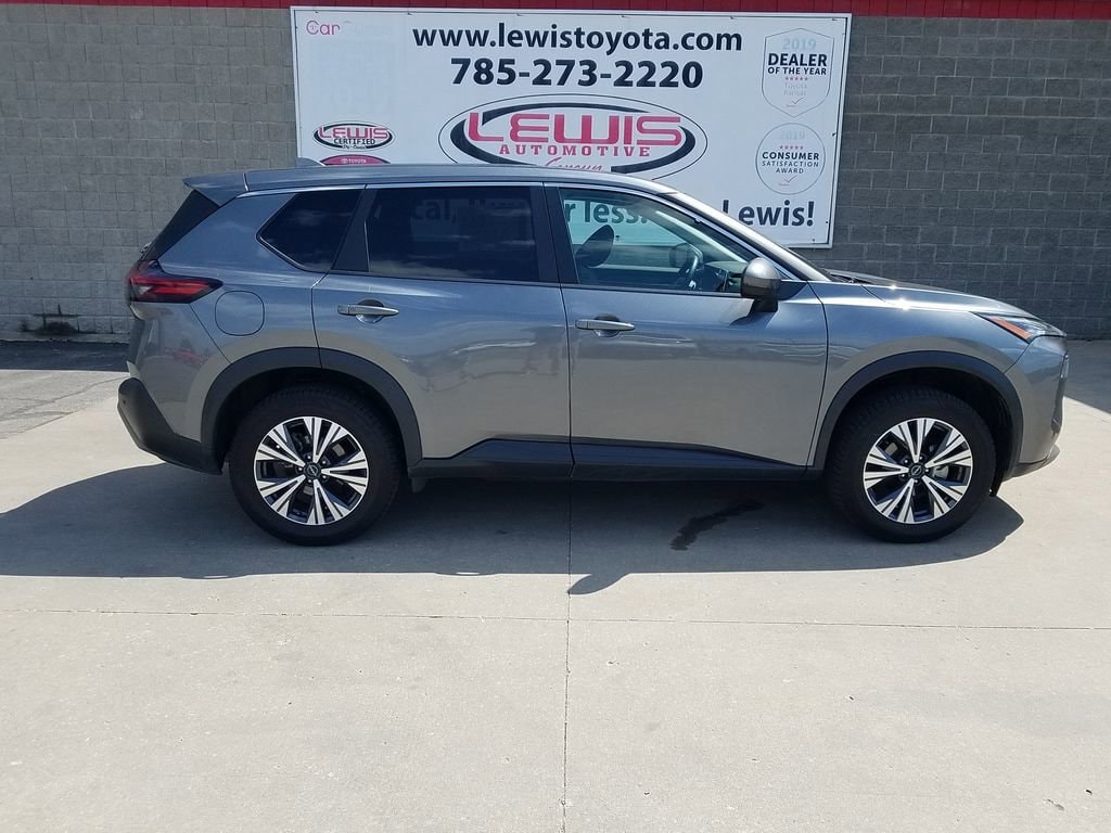 Used 2022 Nissan Rogue SV with VIN 5N1BT3BB9NC720155 for sale in Kansas City