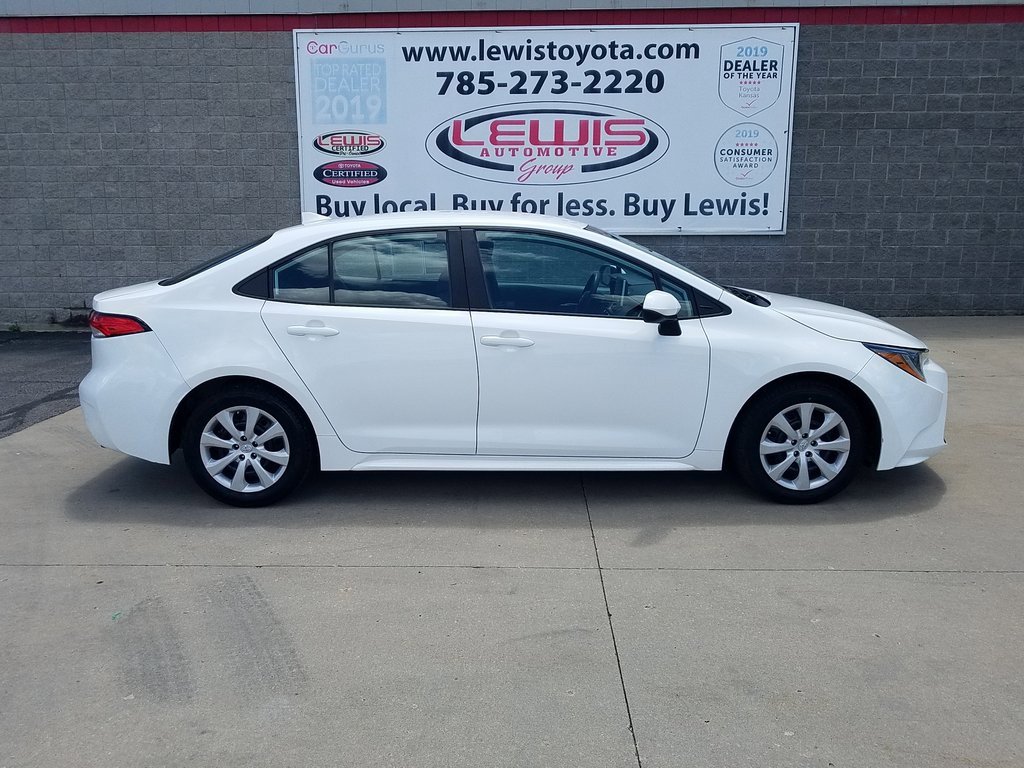 Used 2020 Toyota Corolla LE with VIN 5YFEPRAE2LP005159 for sale in Kansas City