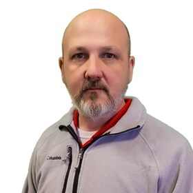 Staff member Mike Hogg from ID_8516cc