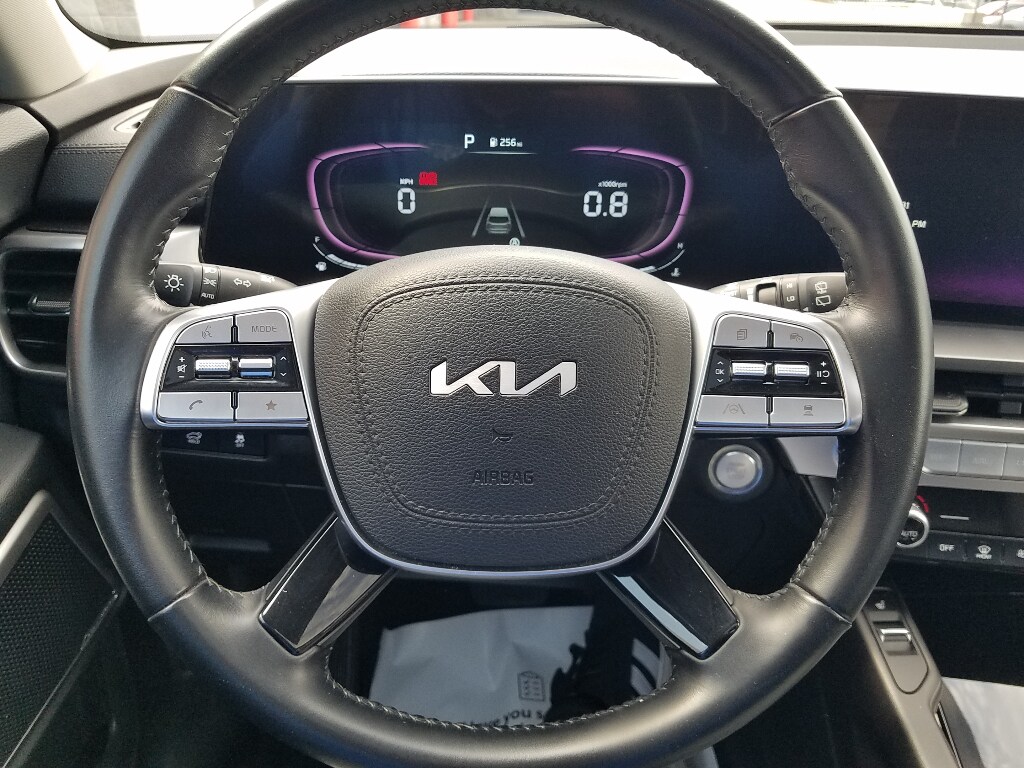 2025 Kia Telluride S - Photo 11