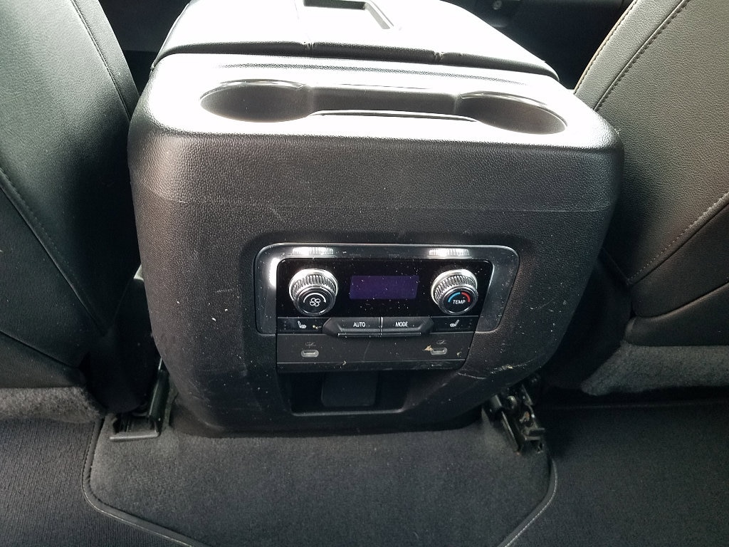 Used 2022 GMC Yukon AT4 SUV