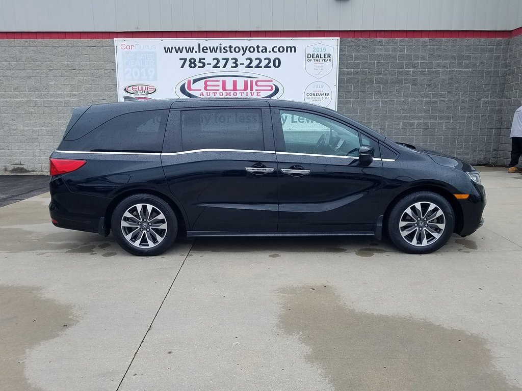 Used 2022 Honda Odyssey EX-L with VIN 5FNRL6H74NB032901 for sale in Kansas City