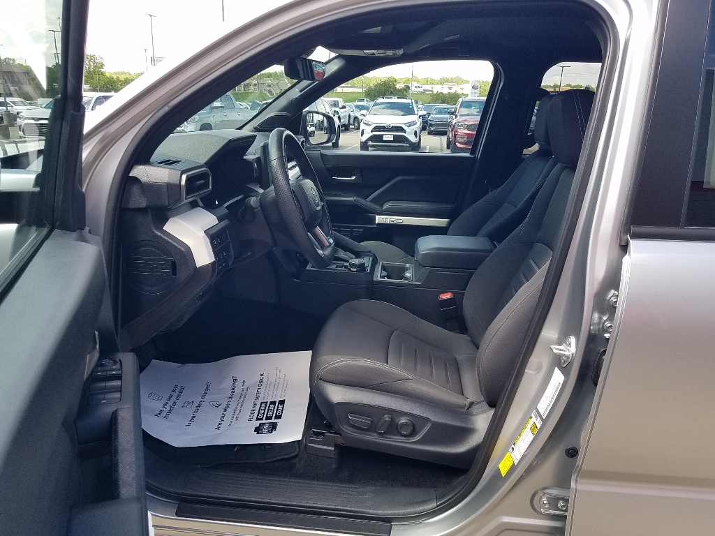 Used 2024 Toyota Tacoma TRD Off Road with VIN 3TMLB5JN7RM046532 for sale in Kansas City