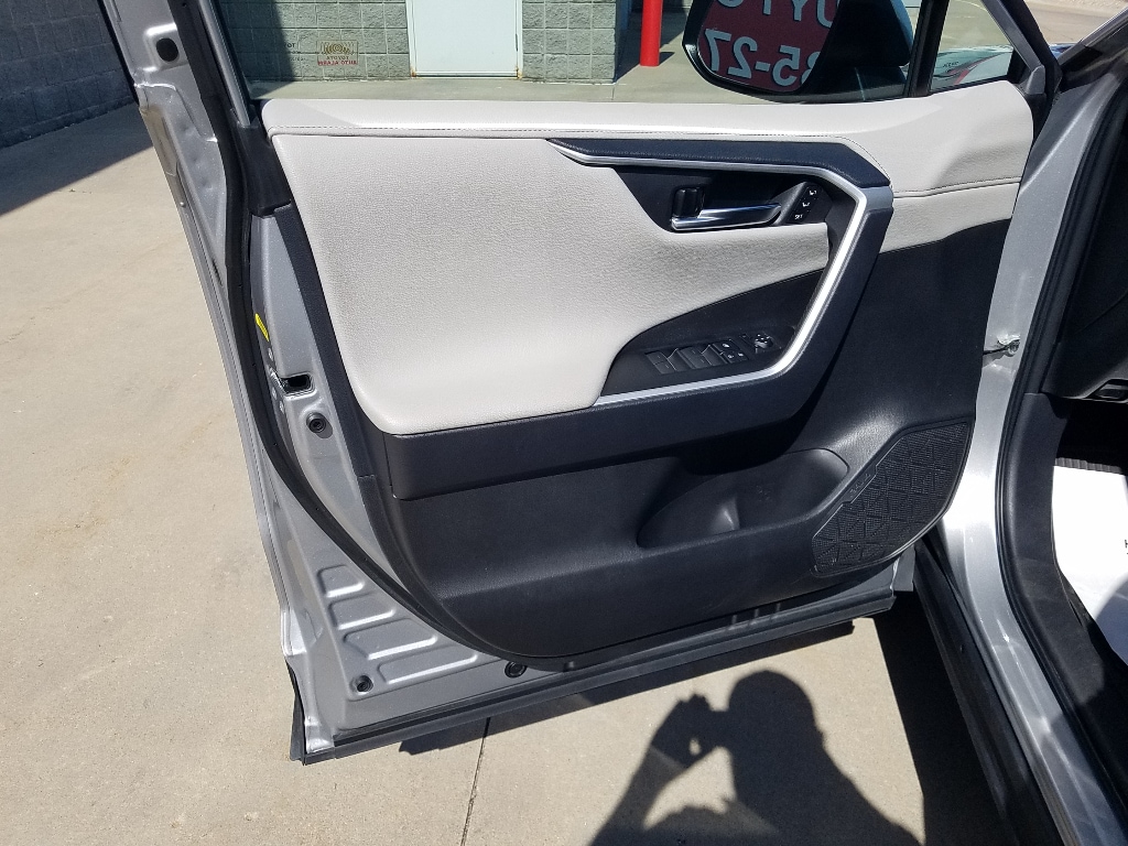Used 2025 Toyota RAV4 Limited with VIN 2T3N1RFV4SW516645 for sale in Kansas City
