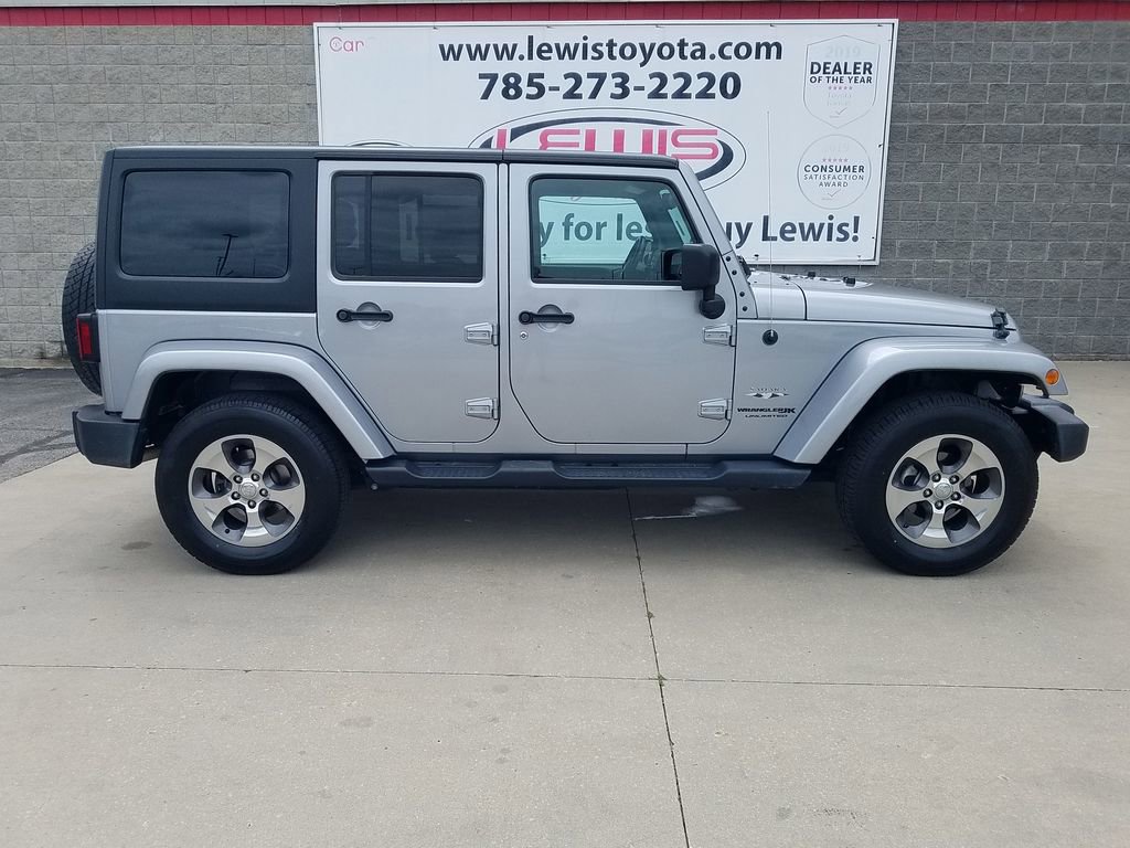 Used 2018 Jeep Wrangler JK Unlimited Sahara with VIN 1C4BJWEG3JL849117 for sale in Kansas City