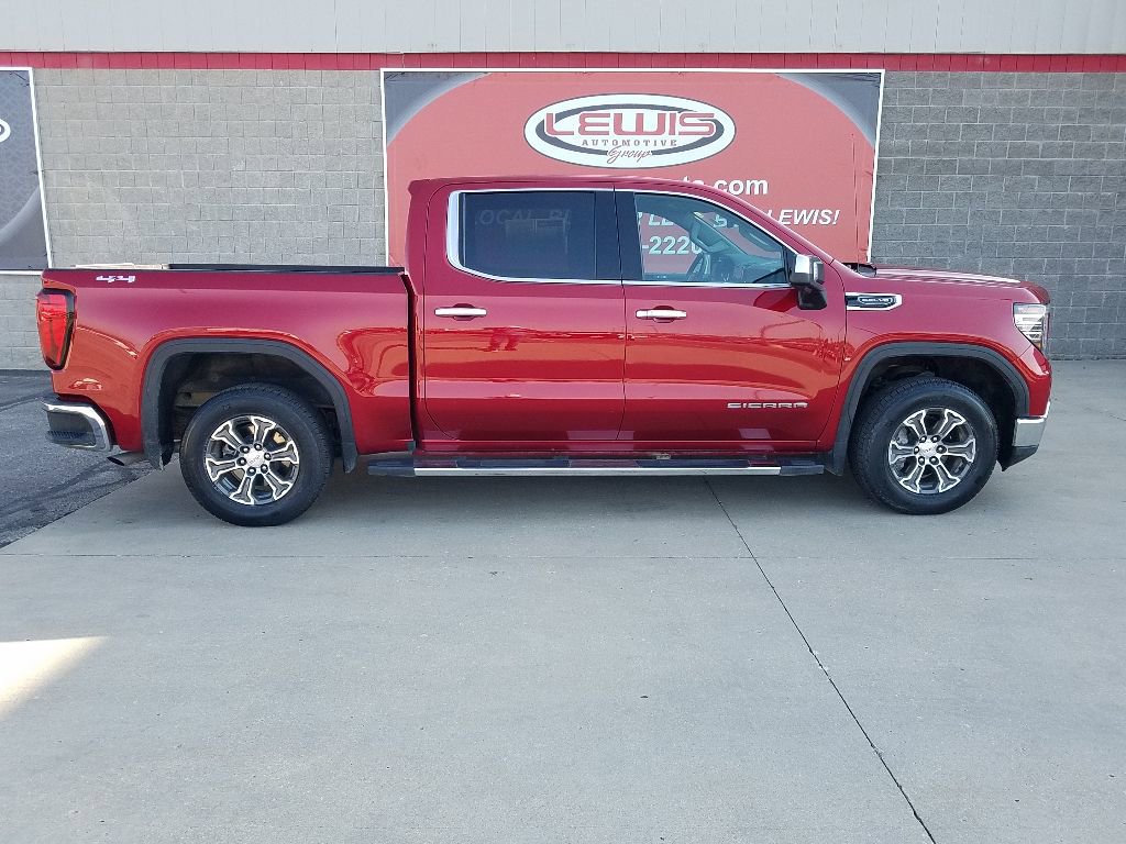 Used 2024 GMC Sierra 1500 SLT with VIN 1GTUUDED4RZ204740 for sale in Kansas City