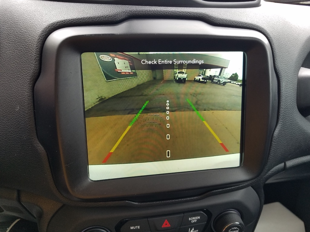 2023 Jeep Renegade Altitude - Photo 13
