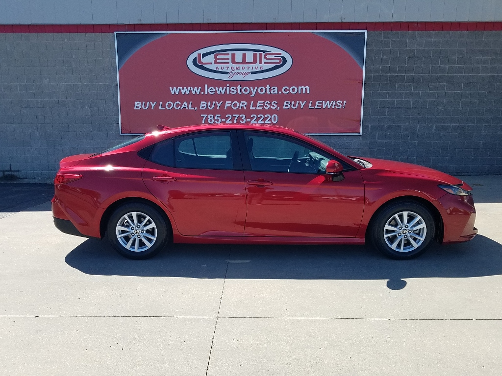 Used 2025 Toyota Camry LE with VIN 4T1DAACK9SU019509 for sale in Kansas City