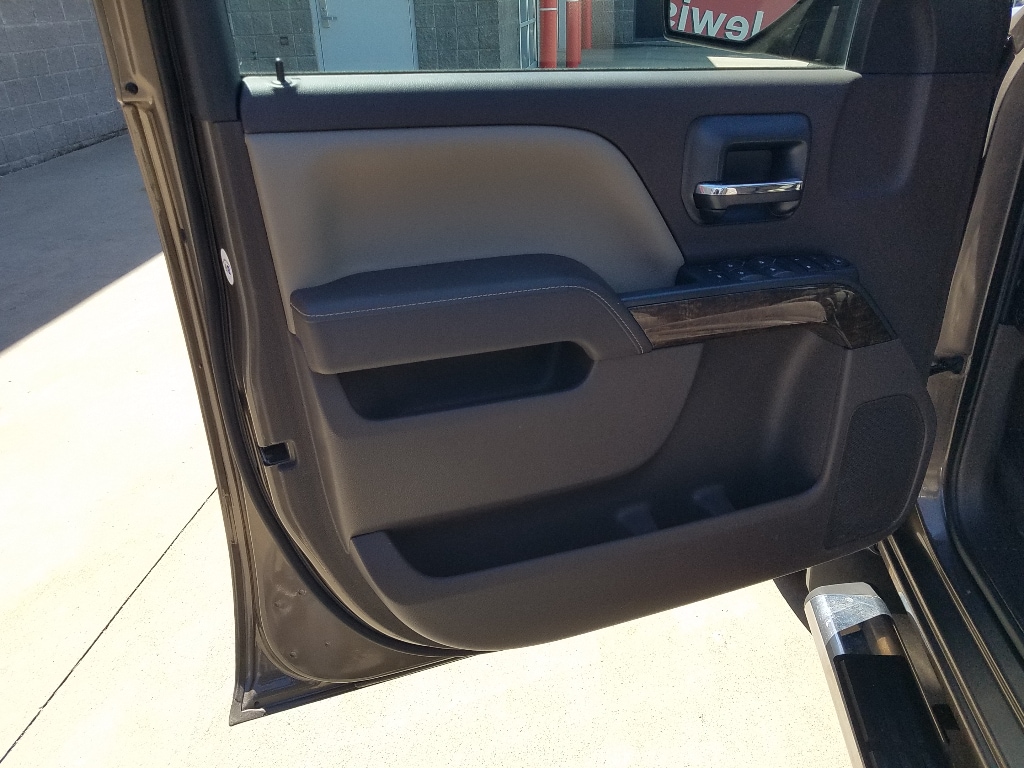 Used 2015 Chevrolet Silverado 1500 LT with VIN 1GCVKREC6FZ237717 for sale in Kansas City
