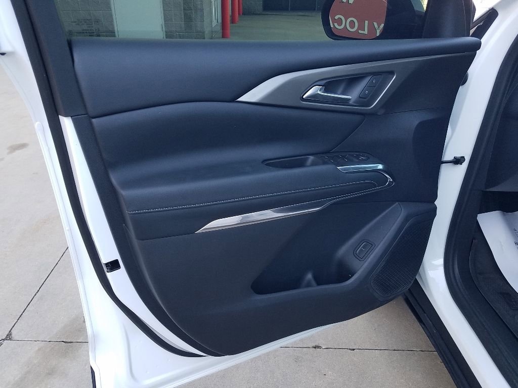 Used 2024 Chevrolet Traverse LT SUV