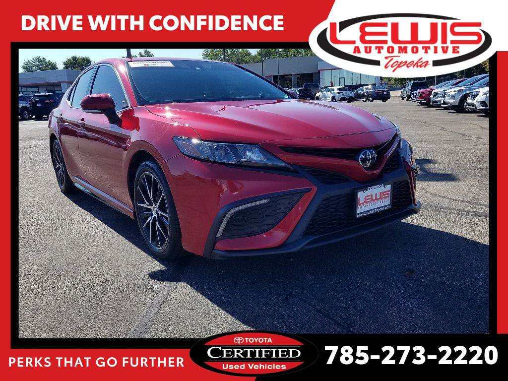 2022 Toyota Camry SE