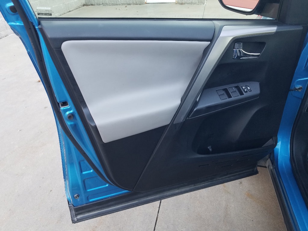 Certified 2018 Toyota RAV4 Hybrid XLE SUV