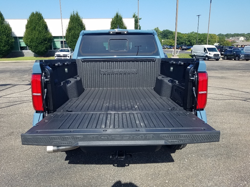 2026 Toyota Tacoma TRD Off Road - Photo 18