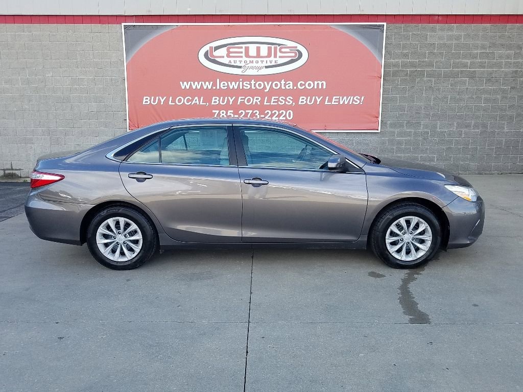 Used 2016 Toyota Camry LE Sedan