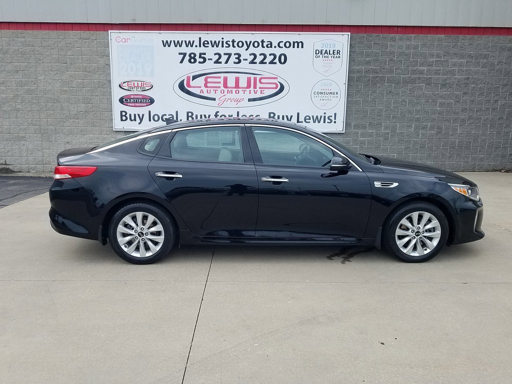 Used 2018 Kia Optima EX with VIN 5XXGU4L30JG202708 for sale in Topeka, KS