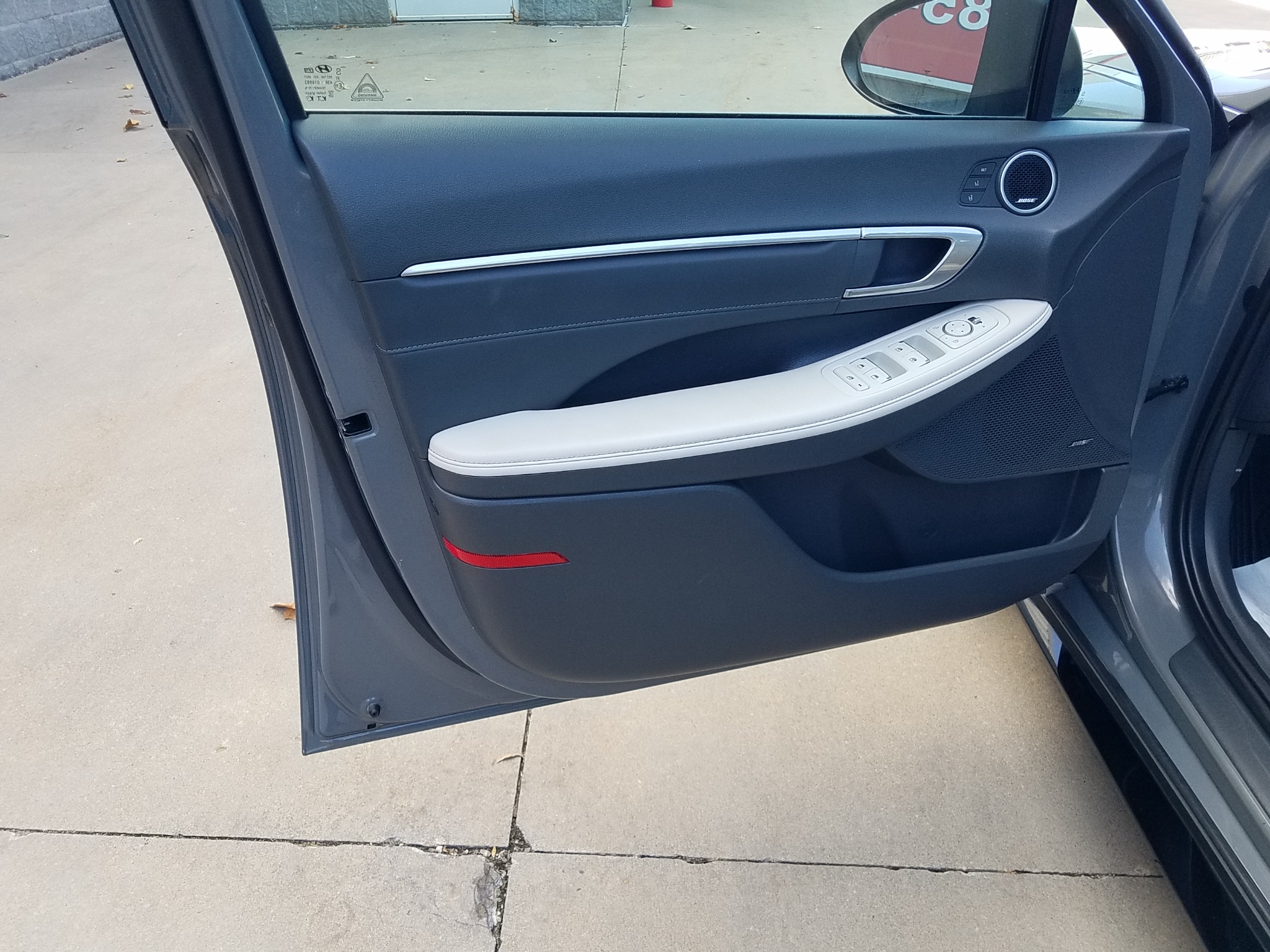 Used 2023 Hyundai Sonata Limited with VIN KMHL34J29PA314418 for sale in Kansas City
